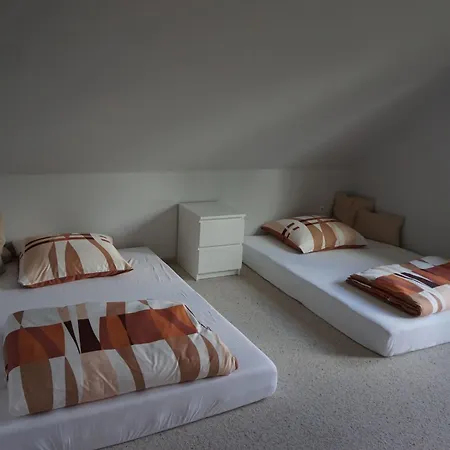 Fuer Max- 6 Personen Einschliesslich 2 By Interhome 尤斯托尼莫斯基