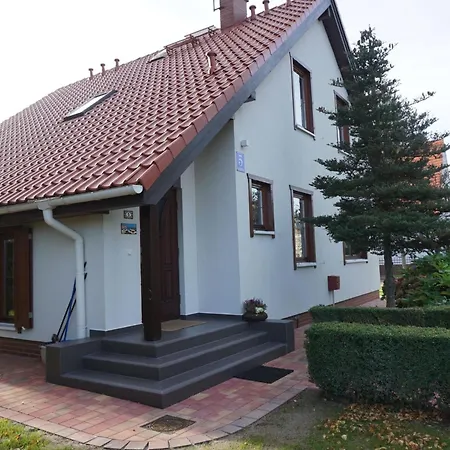 Fuer Max- 6 Personen Einschliesslich 2 By Interhome